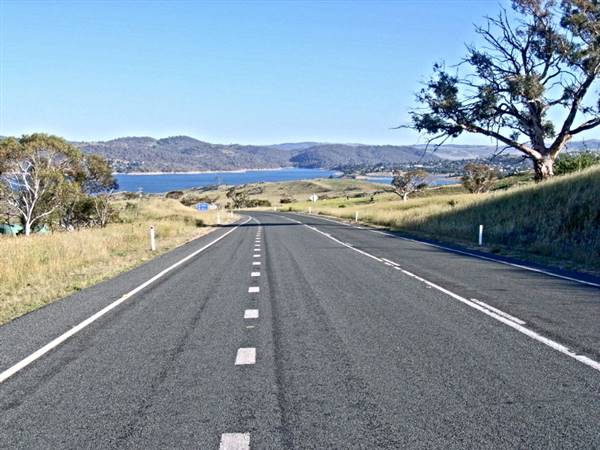 Lake Jindabyne (5/03/2013 11:18:43 PM)