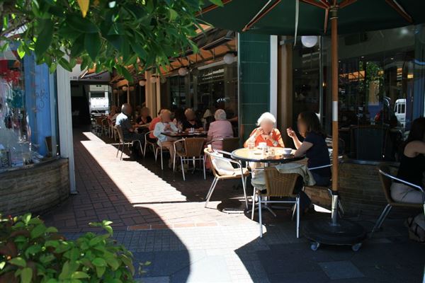 Knox Street - Double Bay (6/03/2013 11:19:00 AM)