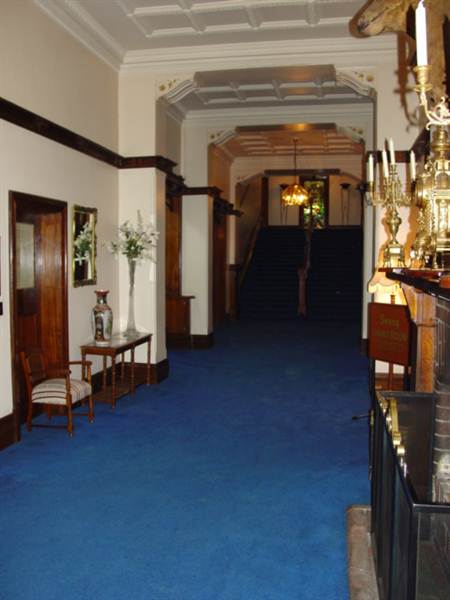The Robertson Hotel (6/03/2013 1:39:28 PM)