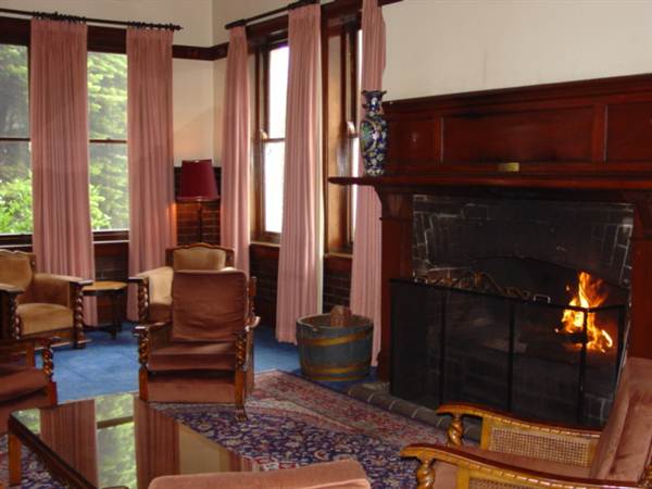 The Robertson Hotel (6/03/2013 1:40:00 PM)