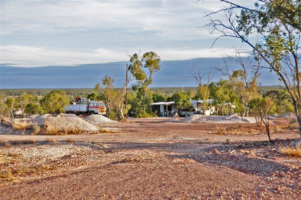 Lightning Ridge (6/03/2013 8:54:38 PM)