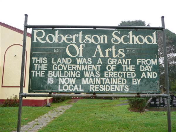 Robertson School of Arts (8/03/2013 12:31:43 PM)
