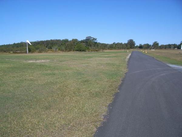 Tyagarah Airfield, Byron Bay (9/03/2013 1:50:03 AM)