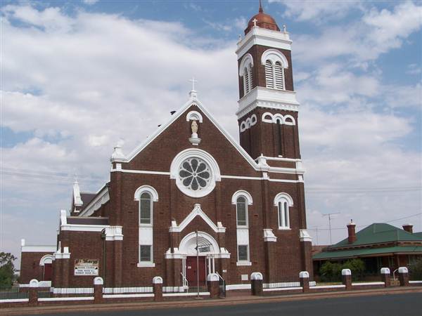 St Mary's Cathedral, West Wyalong (9/03/2013 10:57:06 AM)