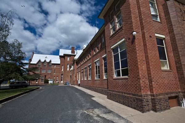 St Stanislaus College (9/03/2013 10:59:21 AM)