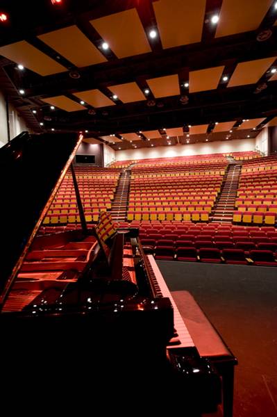 Shoalhaven Entertainment Centre (9/03/2013 9:11:11 PM)