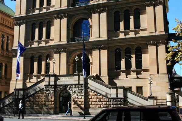 Sydney CBD - Macquarie Street (10/03/2013 9:56:00 PM)