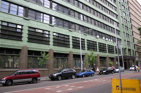 Sydney CBD - York St (11/03/2013 5:05:15 AM)