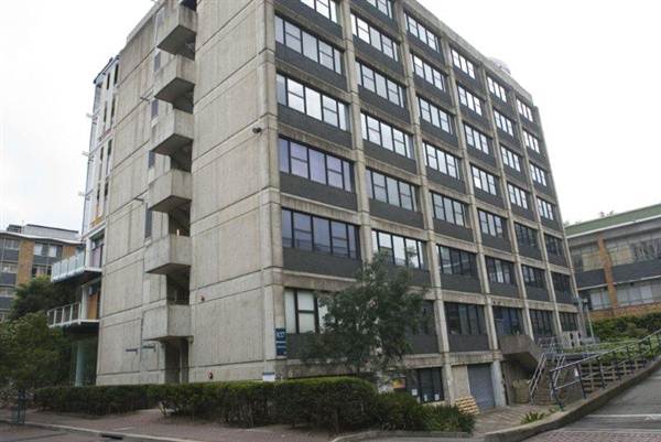 UNIVERSITY OF NSW - Brutalist (11/03/2013 11:38:54 AM)