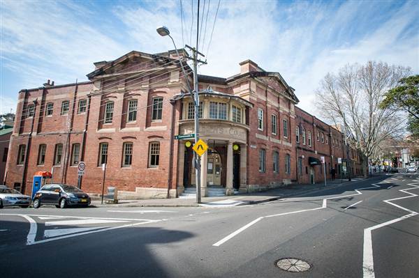 SURRY HILLS - PERIOD (11/03/2013 12:58:53 PM)