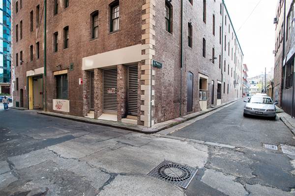 SURRY HILLS - PERIOD (11/03/2013 1:00:21 PM)
