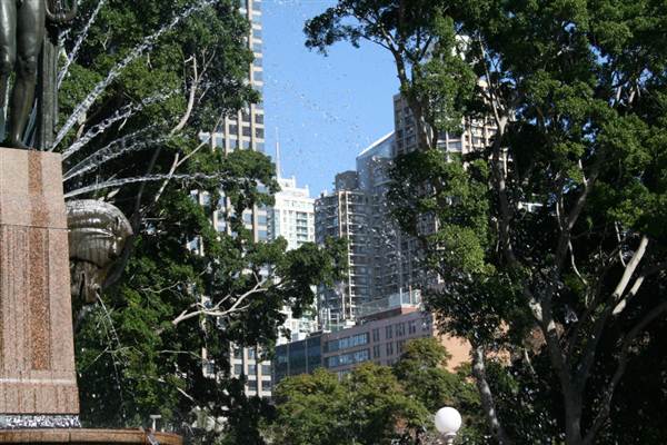 Hyde Park and Archibald Fountain - Sydney CBD (11/03/2013 1:10:40 PM)