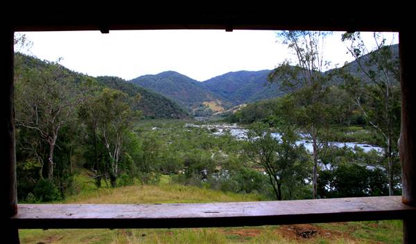 Clarence River Gorge - Wave Hill Station (5/06/2012 - Credits: Deborah Novak)