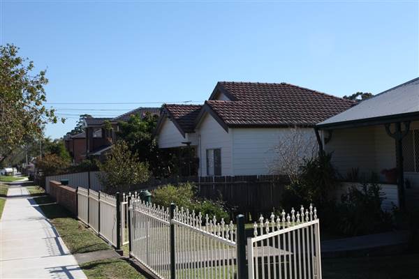 Private Houses - Granville (29/07/2013)