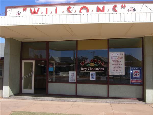 Wilson's Dry Cleaners (1/01/2009 - Credits: FBH)