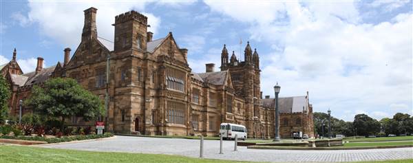 The Quadrangle Building - Sydney University (26/11/2013)