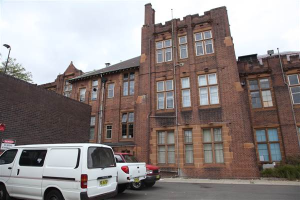 R.D. Watt Building (27/11/2013)