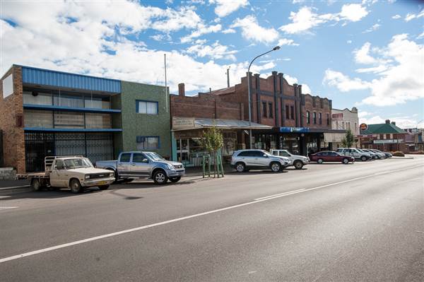 Crookwell (12/03/2015)