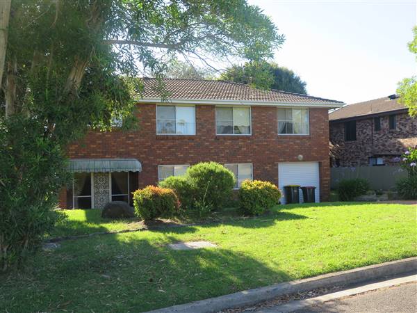 Kiama Downs neighbourhood - cul-de-sac 3 (7/12/2015)