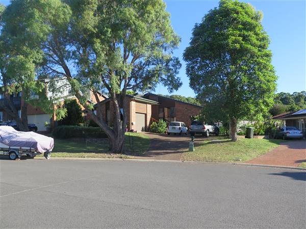 Kiama Downs - Suburban Houses (7/12/2015 - Credits: Peter Hicks)