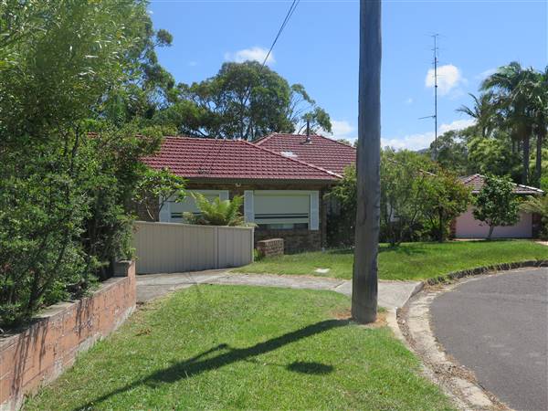 East Corrimal neighbourhood (8/12/2015 - Credits: Peter Hicks)