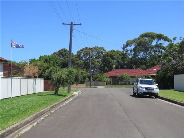 East Corrimal neighbourhood (8/12/2015 - Credits: Peter Hicks)