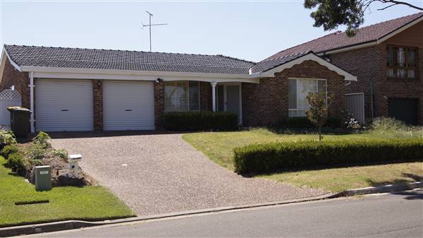 Quakers Hill Houses (9/03/2016 - Credits: Shannon Wheeler)