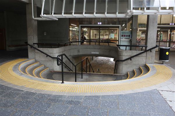 Macquarie University (16/03/2016)