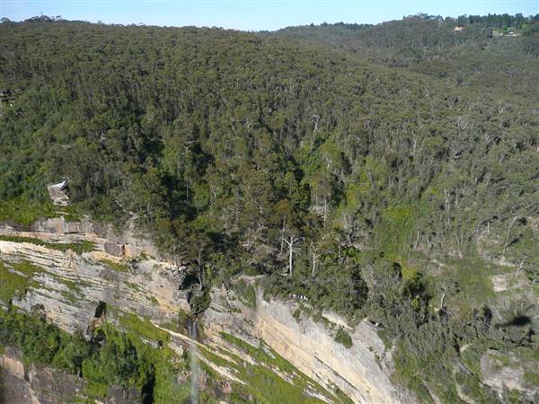 BLUE MOUNTAINS AERIALS (5/07/2016 - Credits: Mary Barltrop)