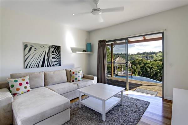 Private House - Bangalow (2/11/2016)