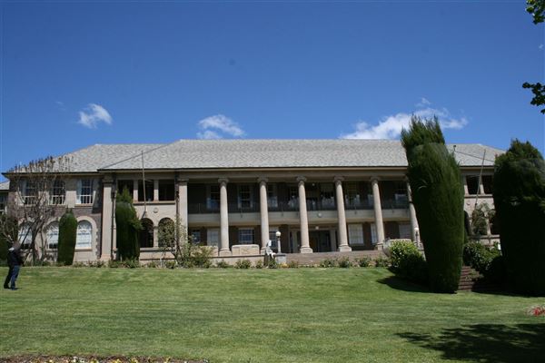 C. B. Newling Centre - Old Teachers' College, Armidale (25/02/2013 11:04:53 AM)