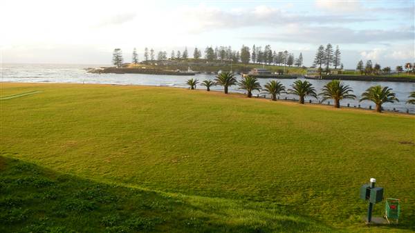 Kiama - Rock Pool North (27/02/2013 4:53:35 PM)