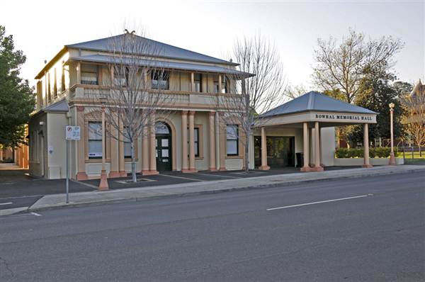 Bowral - Southern Highlands (1/03/2013 11:45:54 AM)