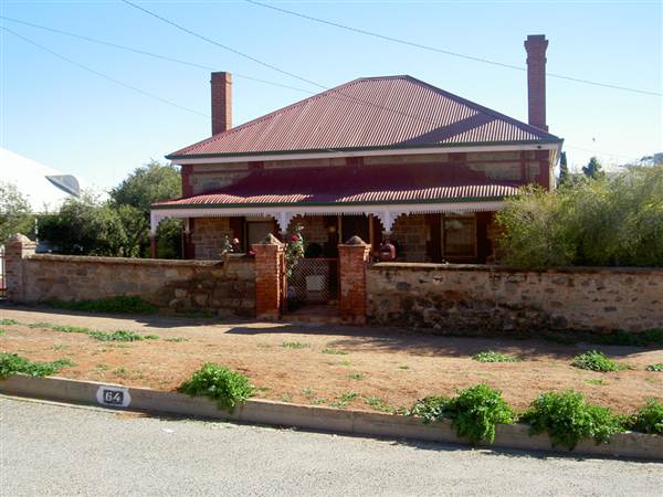 Broken Hill - Houses (1/03/2013 6:52:05 PM)