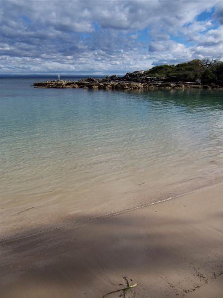 Honeymoon Beach, Beecroft Peninsula (5/03/2013 2:23:45 PM)