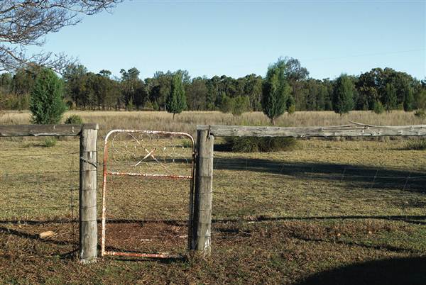 Inverary Homestead - Dthinna Dthinnawan National Park (5/03/2013 9:06:31 PM)