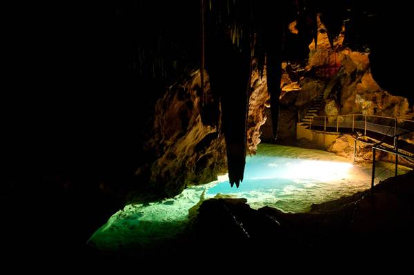 Jenolan Caves (5/03/2013 9:45:53 PM)