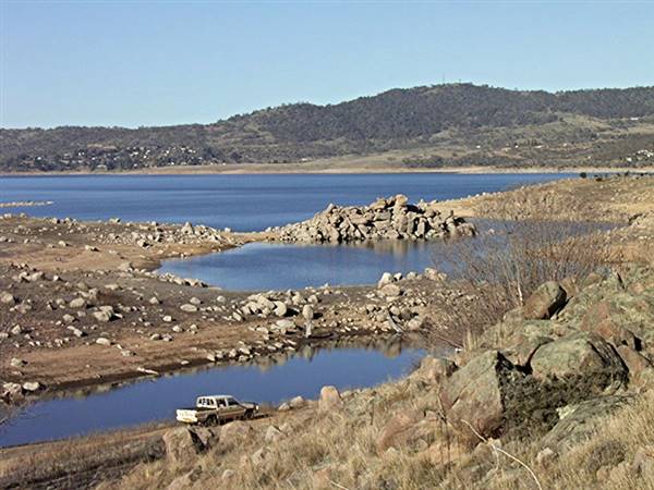 Lake Jindabyne (5/03/2013 11:21:06 PM)