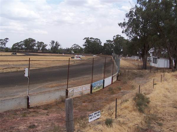 Lone Pine Speedway (7/03/2013 10:26:11 AM)