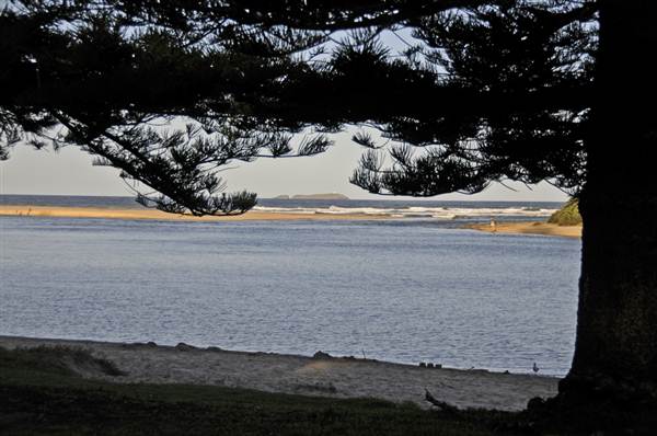 Moonee Beach (8/03/2013 12:20:59 AM)