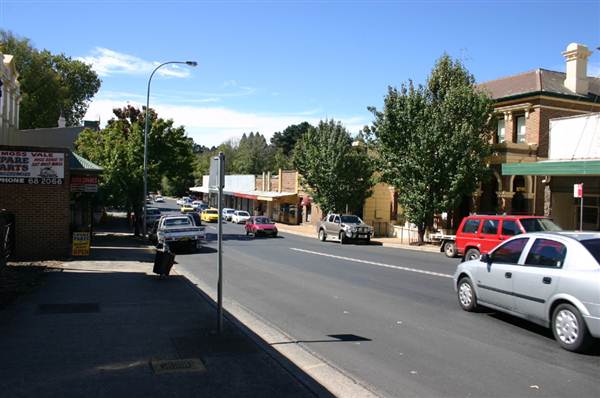 Moss Vale - Southern Highlands (8/03/2013 9:54:14 AM)