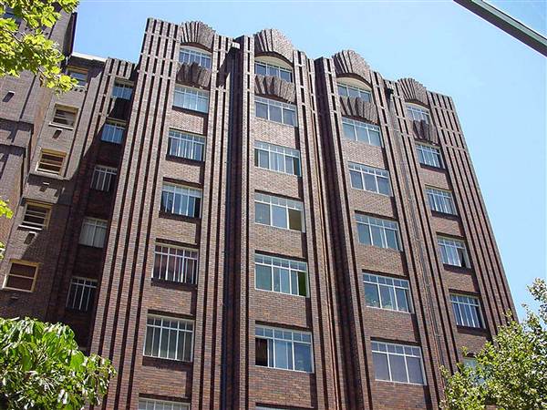 ART DECO APARTMENT - Potts Point (8/03/2013 10:38:10 AM)