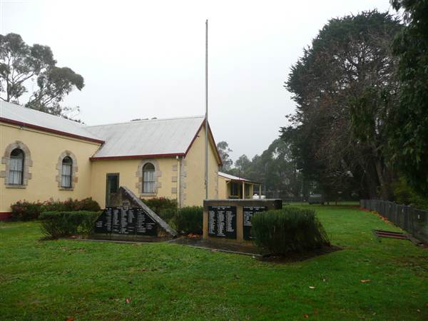 Robertson School of Arts (8/03/2013 12:28:13 PM)