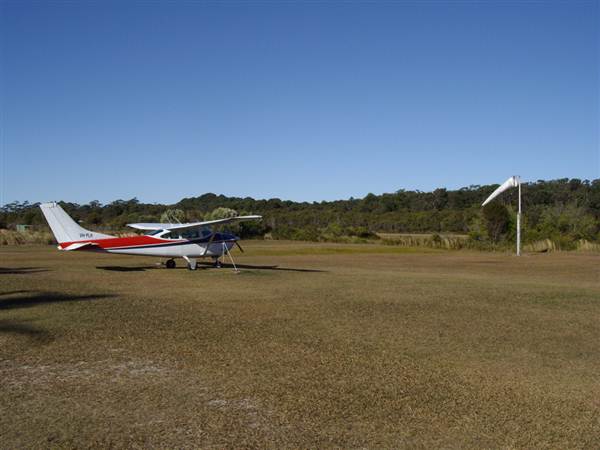 Tyagarah Airfield, Byron Bay (9/03/2013 1:52:54 AM)