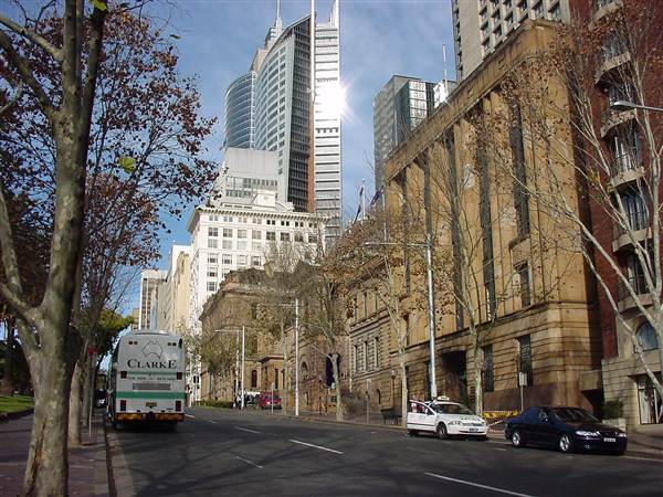 Sydney CBD - Macquarie Street (10/03/2013 10:04:40 PM)
