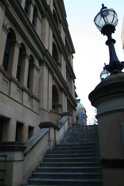 Sydney CBD - Macquarie Street (10/03/2013 10:04:51 PM)