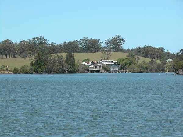 Taree (11/03/2013 5:53:04 AM)