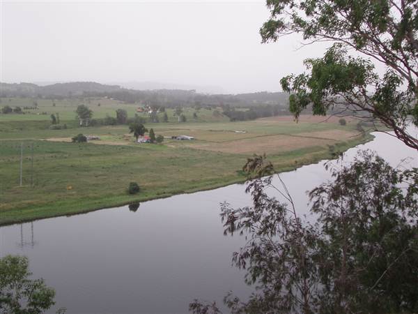 Taree (11/03/2013 5:54:03 AM)