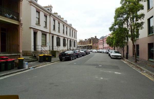 The Rocks - Gloucester St and Essex St (11/03/2013 1:07:06 PM)