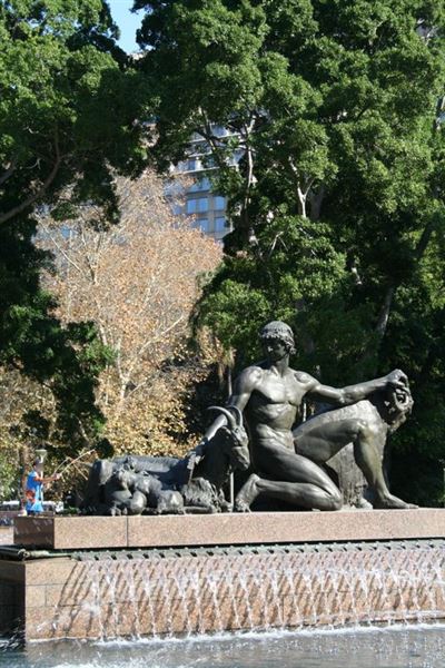 Hyde Park and Archibald Fountain - Sydney CBD (11/03/2013 1:10:43 PM)